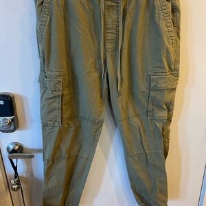 Women’s Olive Cargo Pants
